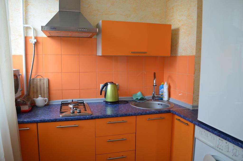 Apartment Laboratorniy Per. 26 Kiev Bagian luar foto
