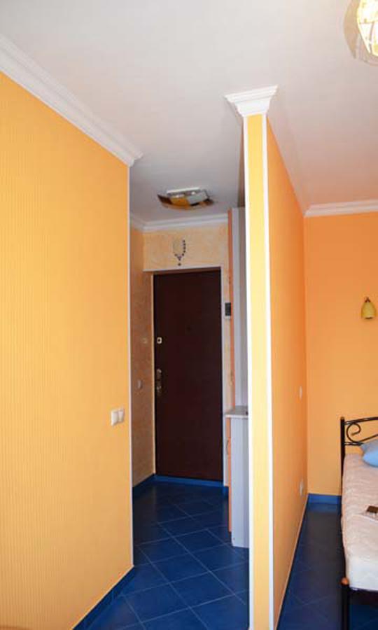 Apartment Laboratorniy Per. 26 Kiev Bagian luar foto